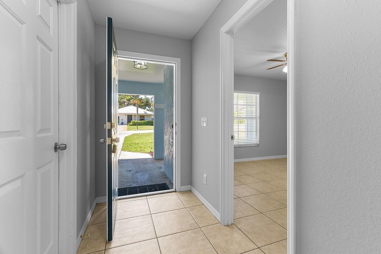 216 13th Street SW, Vero Beach, FL 32962 photo 3