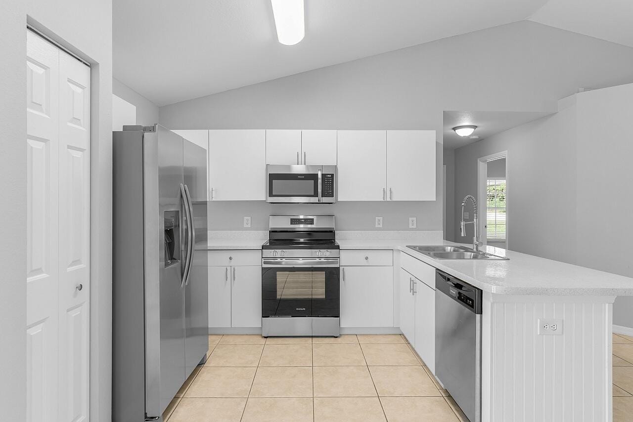 216 13th Street SW, Vero Beach, FL 32962 photo 9