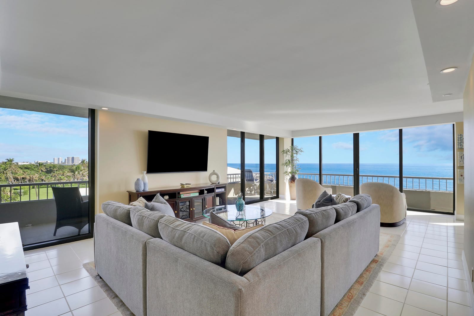 5510 N OCEAN Drive 4C — photo 2