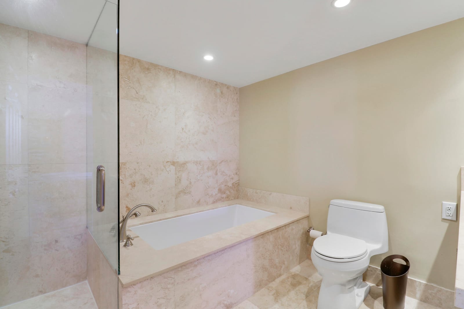 5510 N OCEAN Drive 4C, Singer Island, FL 33404 photo 19