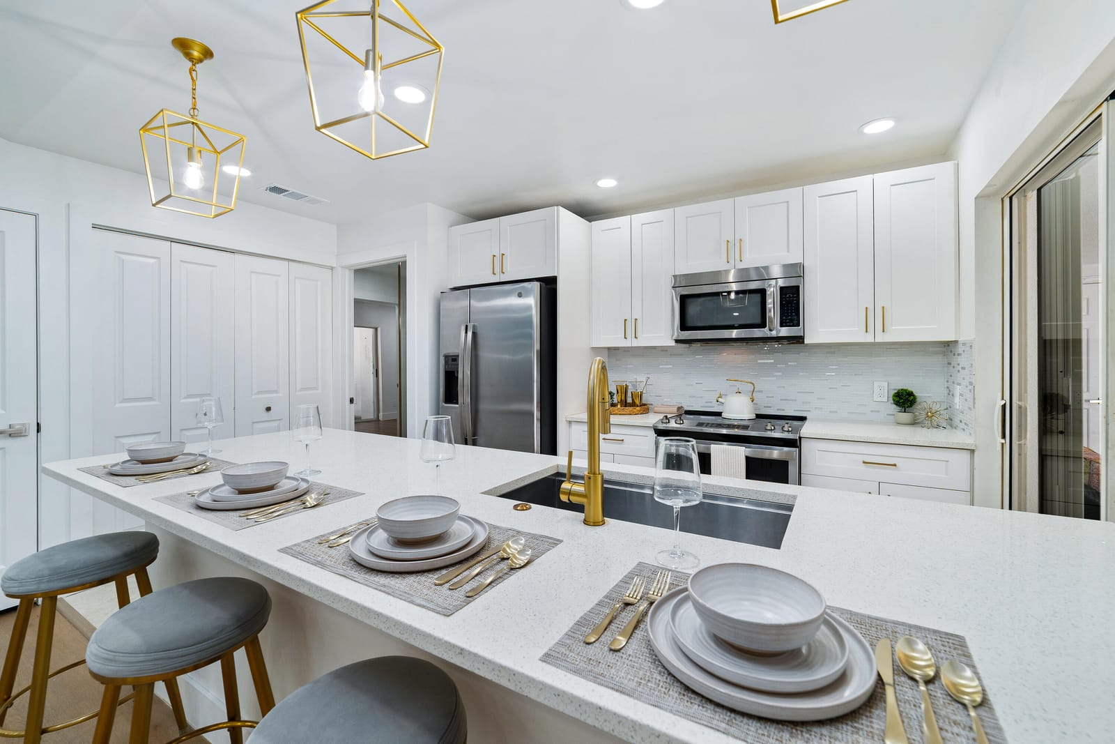 2301 PIN OAK Court — photo 7