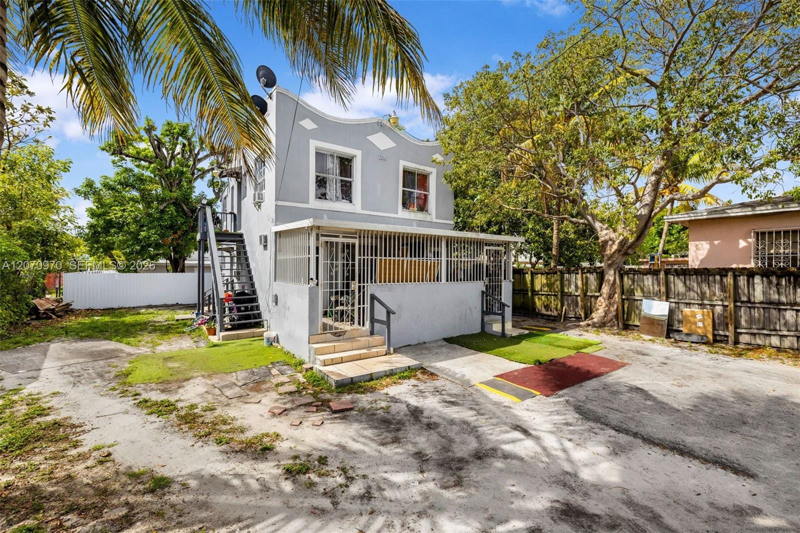1236 NW 28th Street 1 — photo 2