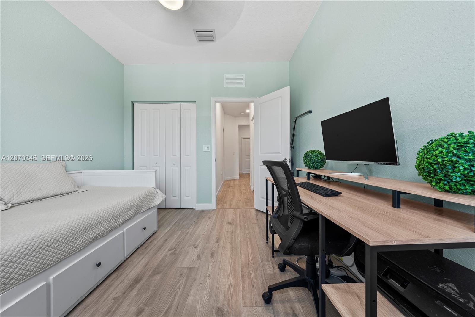 20576 NE 5th Place, Miami, FL 33179 photo 24