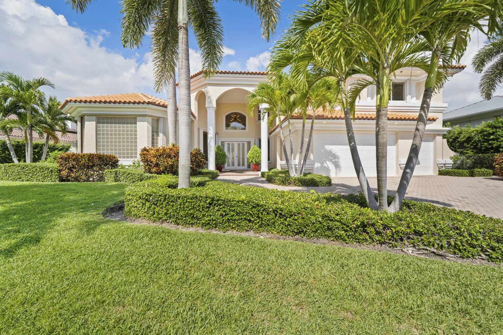 9 ISLAND Road, Sewalls Point, FL 34996 photo 2