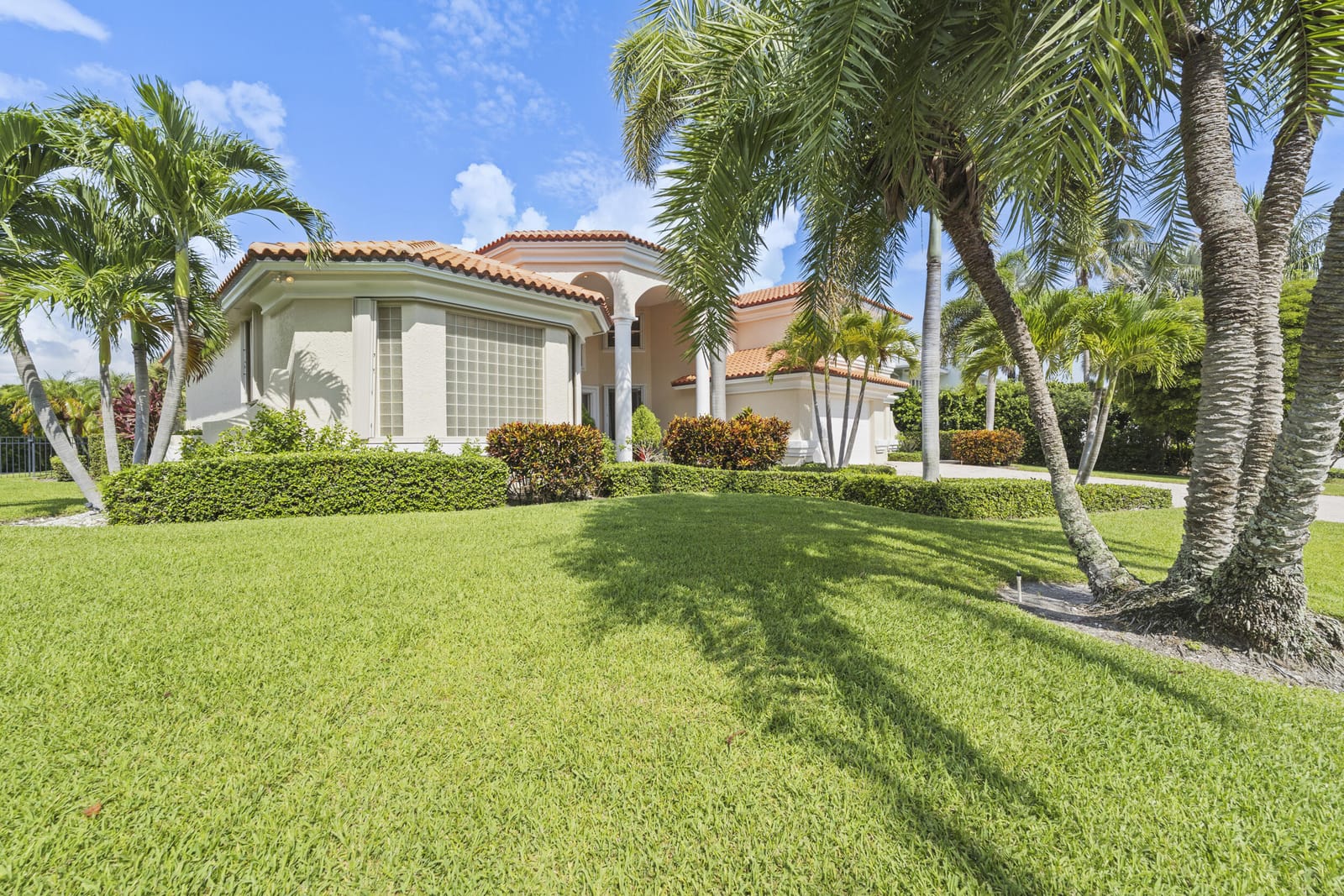 9 ISLAND Road, Sewalls Point, FL 34996 photo 4