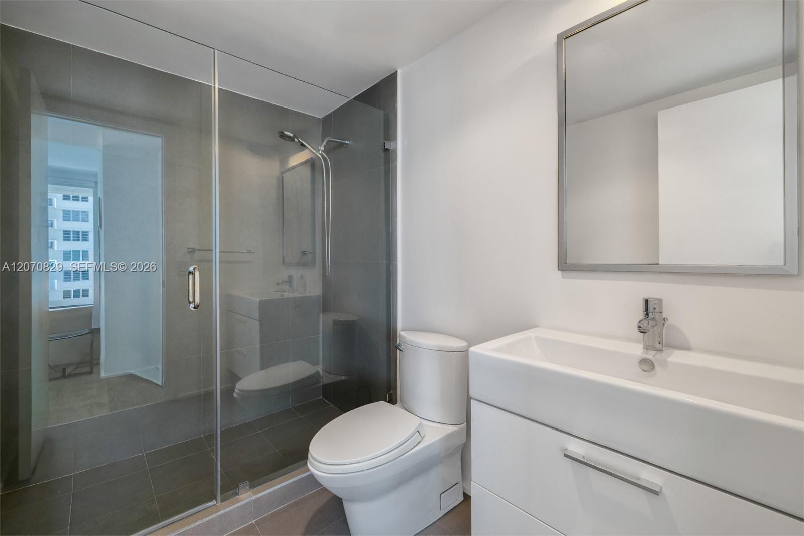 5875 Collins Avenue 1102, Miami Beach, FL 33140 photo 24