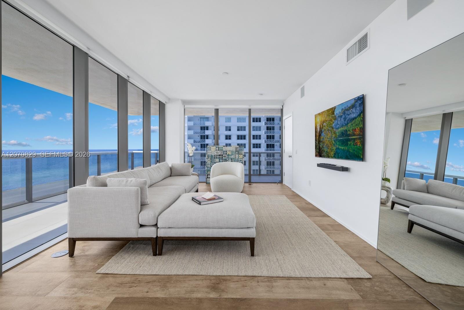 5875 Collins Avenue 1102 — photo 4