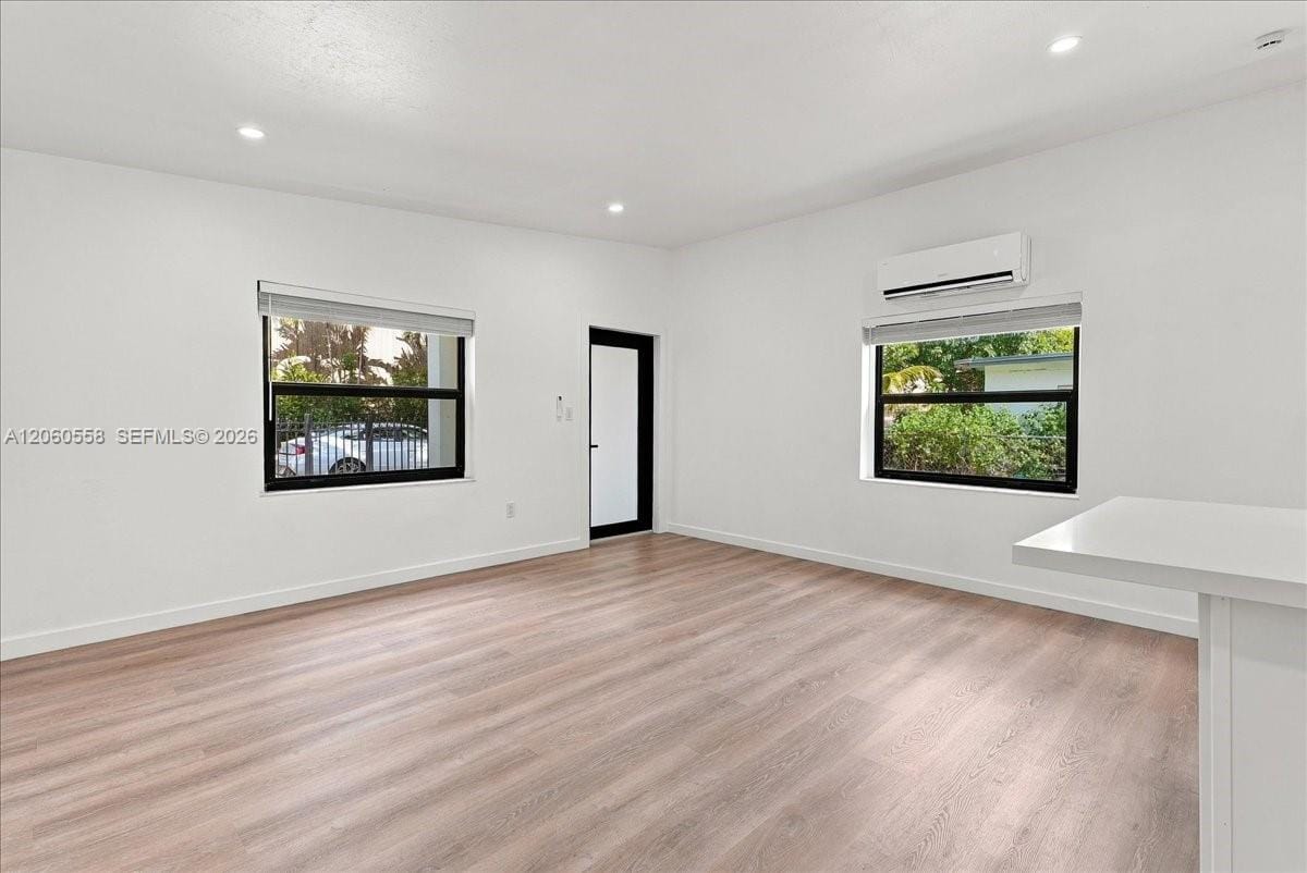14035 NW 6th Avenue, North Miami, FL 33168 photo 9