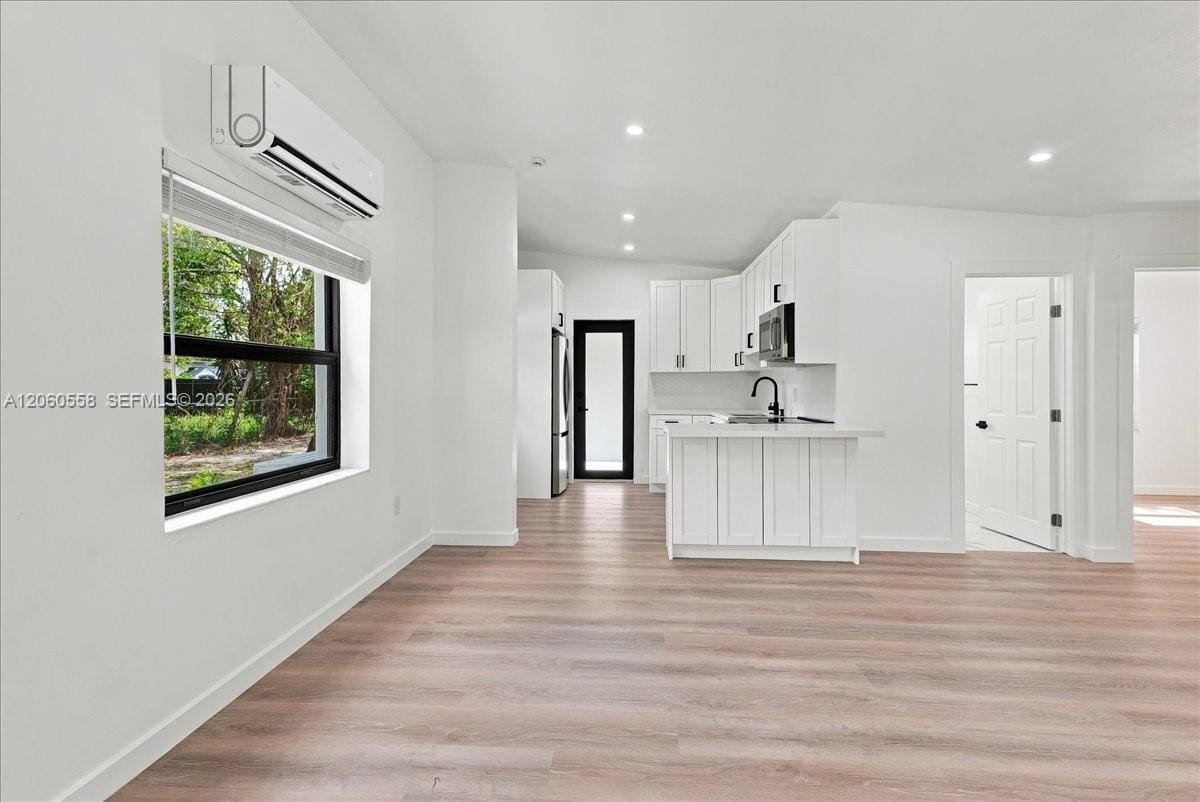 14035 NW 6th Avenue, North Miami, FL 33168 photo 10