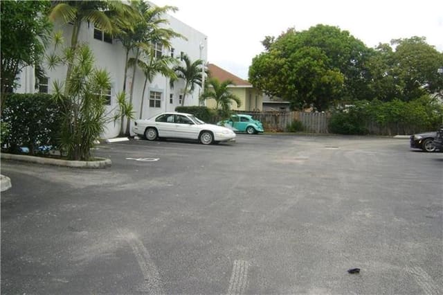 1925 Madison Street 17, Hollywood, FL 33020