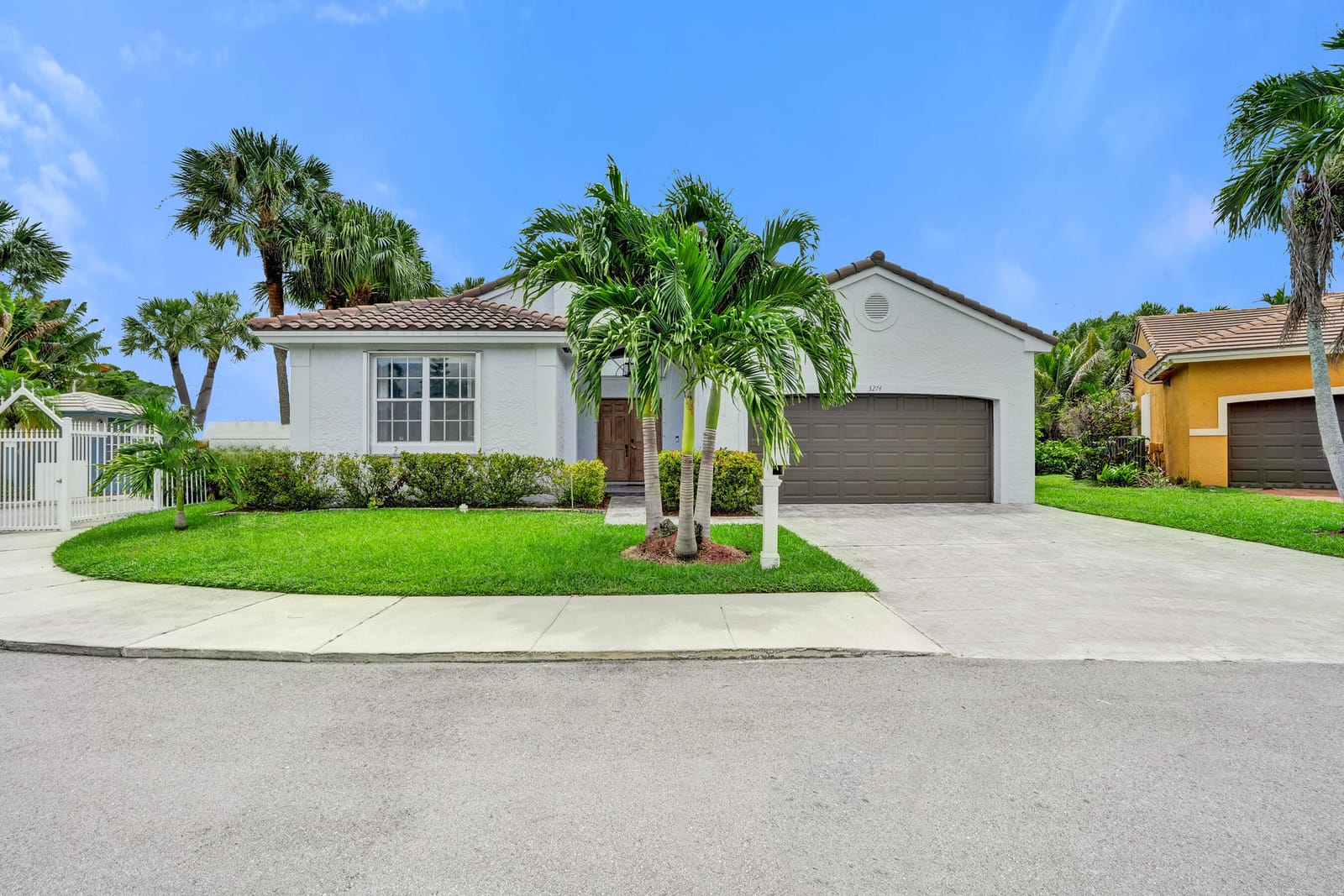 3274 NW 22ND Avenue, Oakland Park, FL 33309