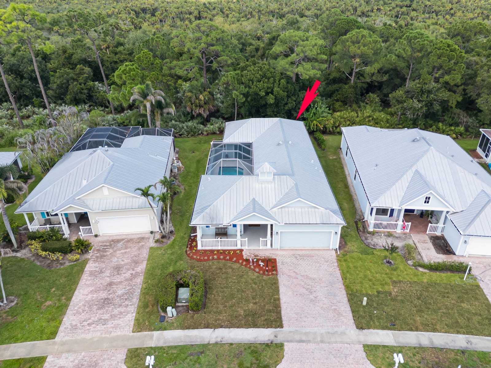 532 NE Canoe Park Circle — photo 2
