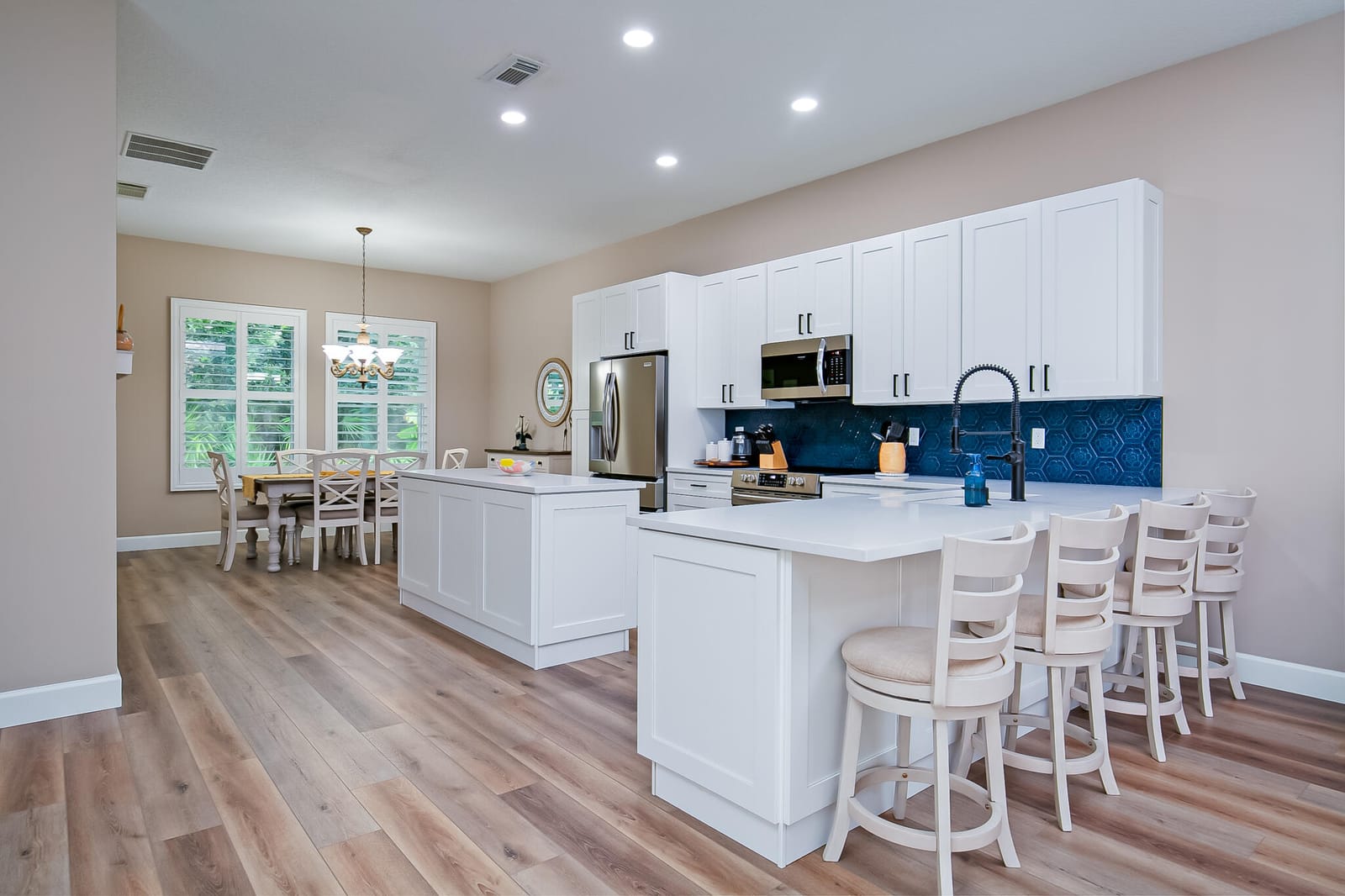 532 NE Canoe Park Circle — photo 12
