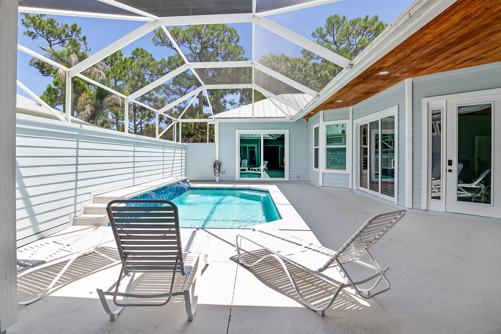 532 NE Canoe Park Circle — photo 8