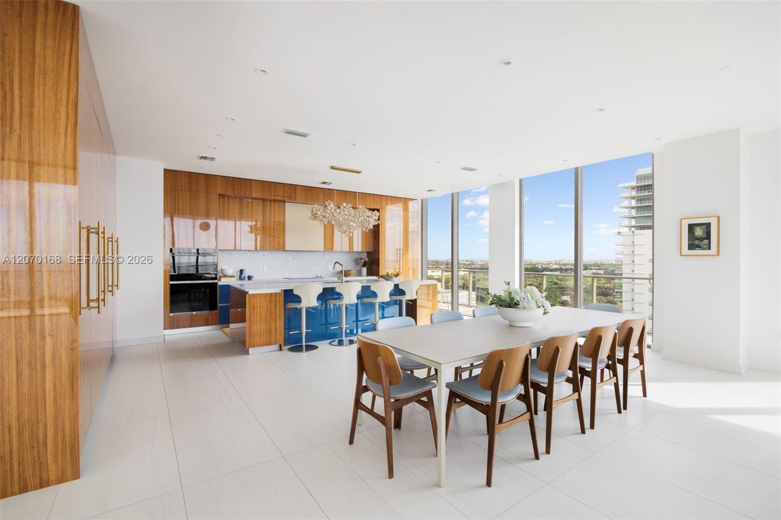 2655 S Bayshore Drive 1801-02 — photo 4