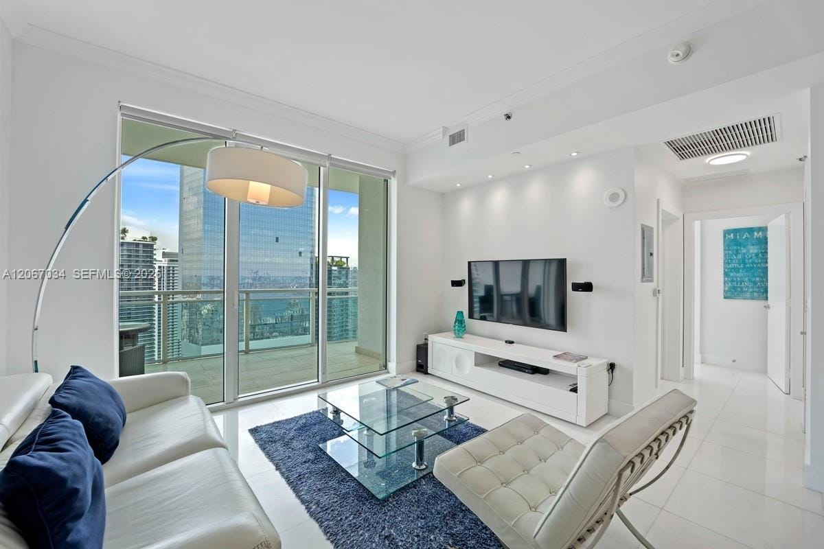 950 Brickell Bay Drive 4600 — photo 2