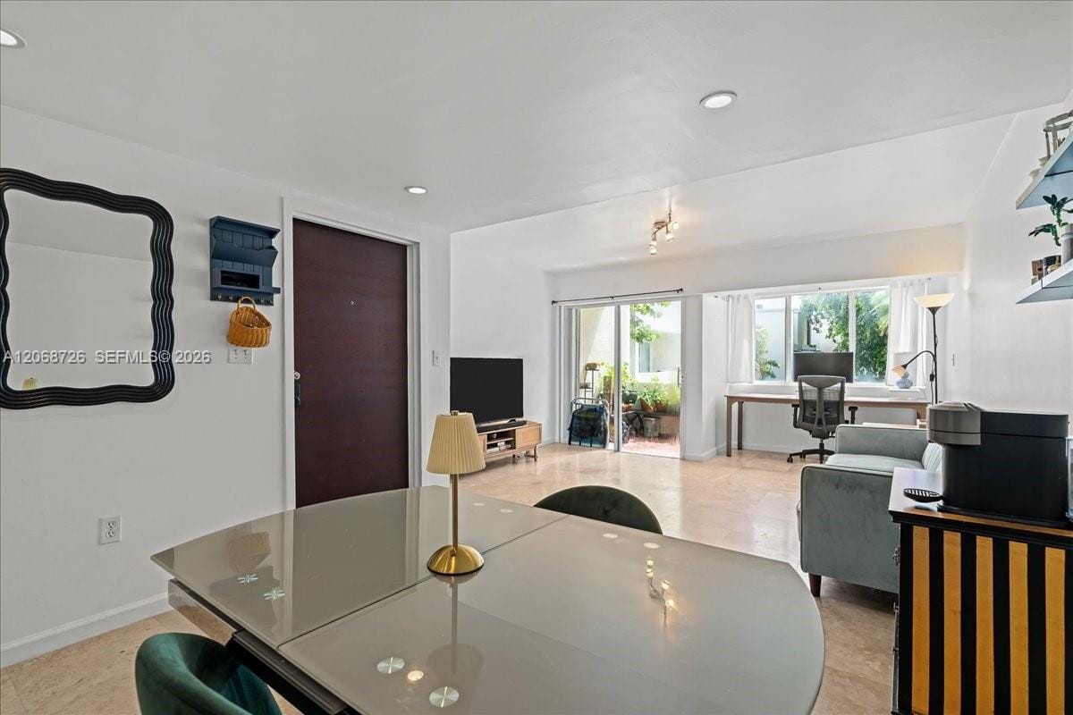 1914 SW 17th Avenue 24, Miami, FL 33145