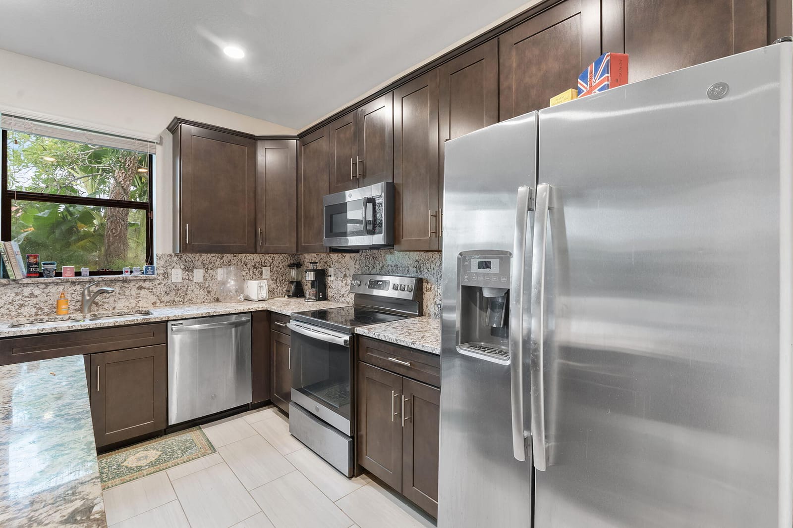 5295 Santa Maria Avenue, Boynton Beach, FL 33436 photo 10
