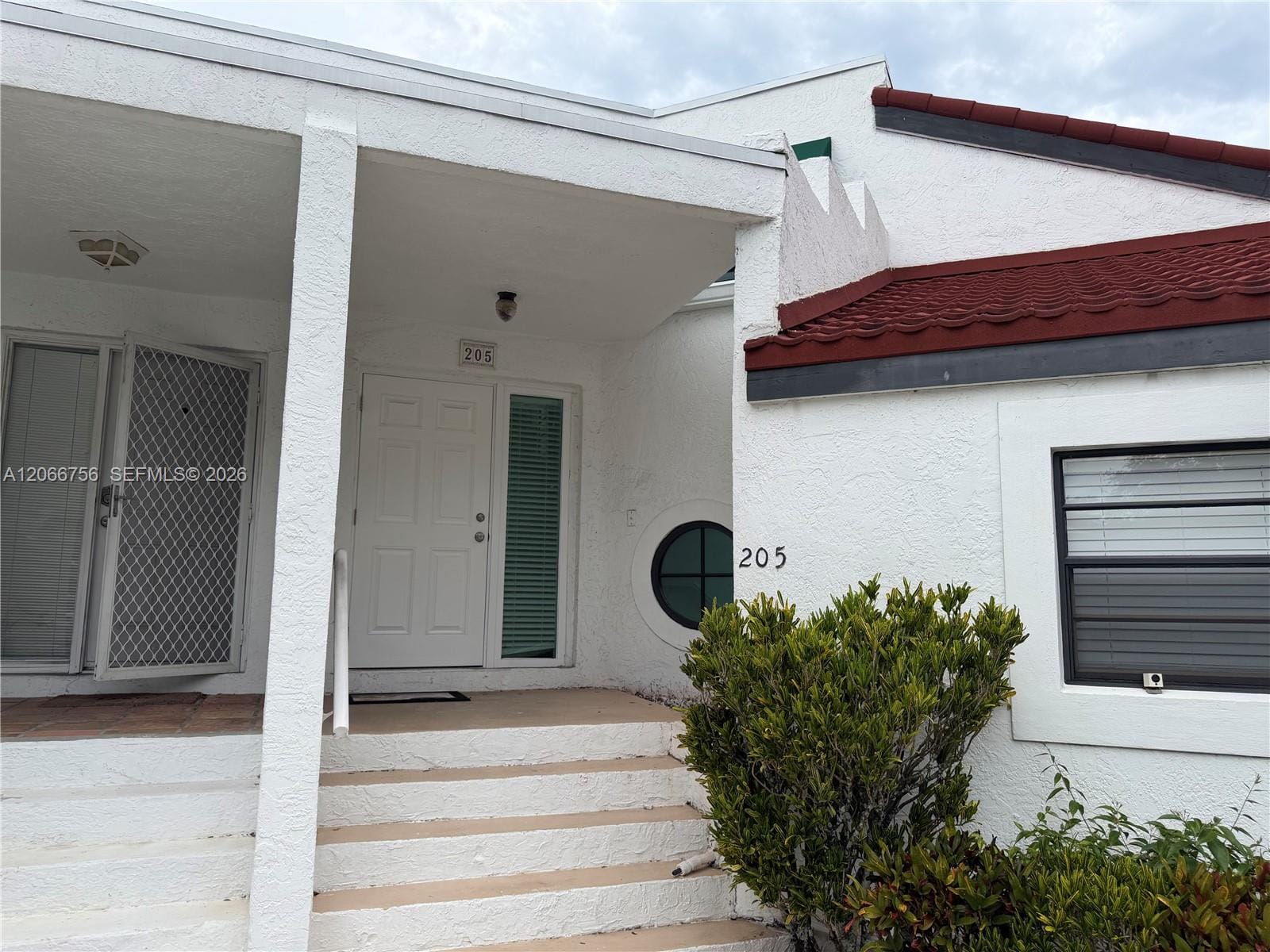 205 NW 36th Avenue 205, Deerfield Beach, FL 33442