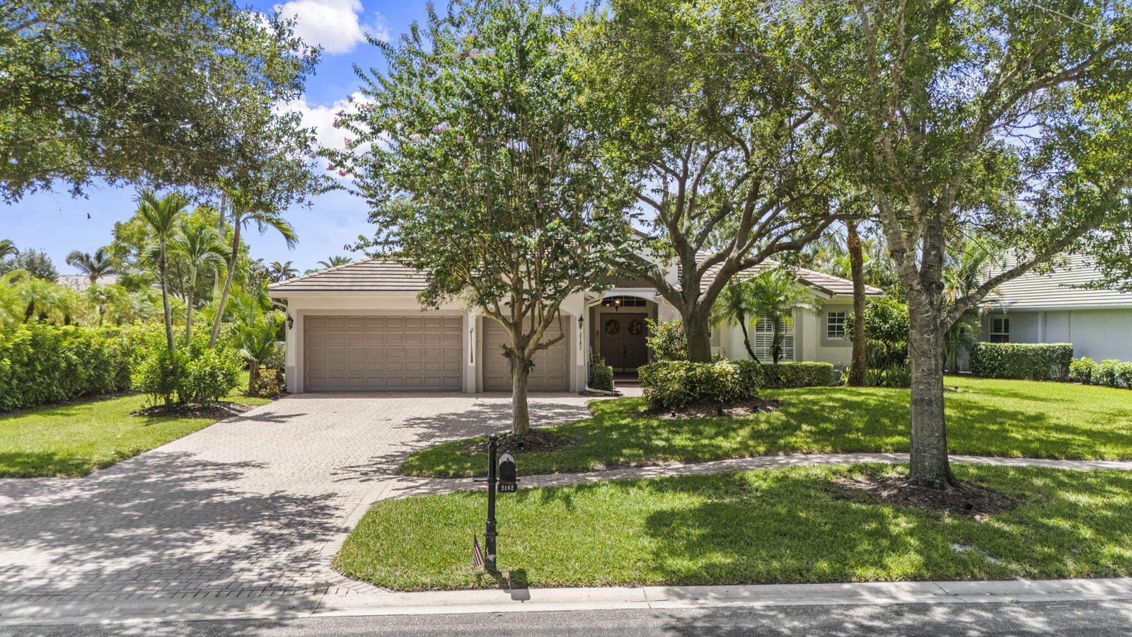 2182 SW Dove Canyon Way — photo 2
