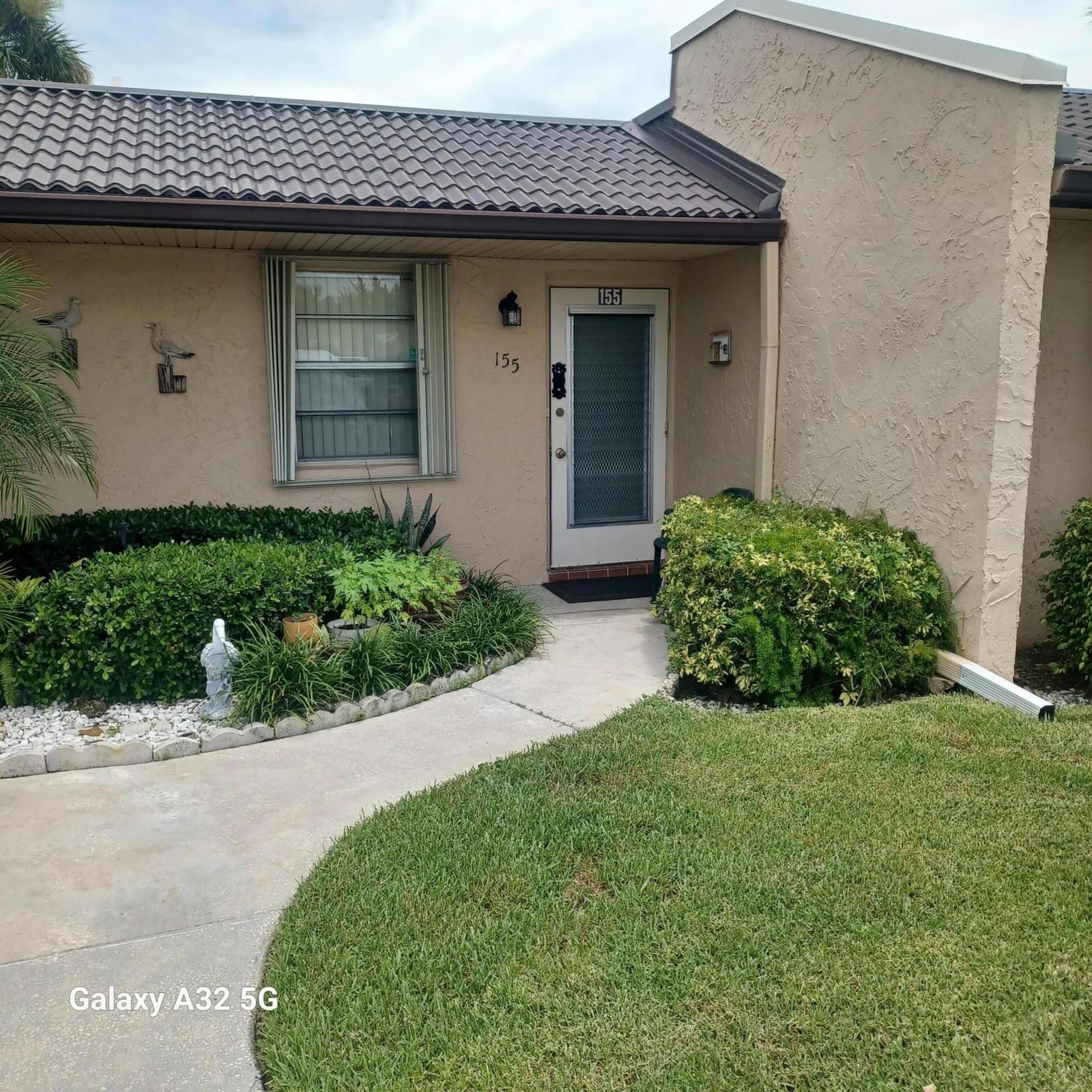 155 LAKE MERYL Drive