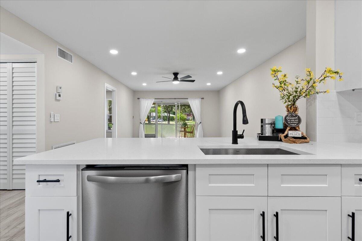 742 Nantucket Circle — photo 5