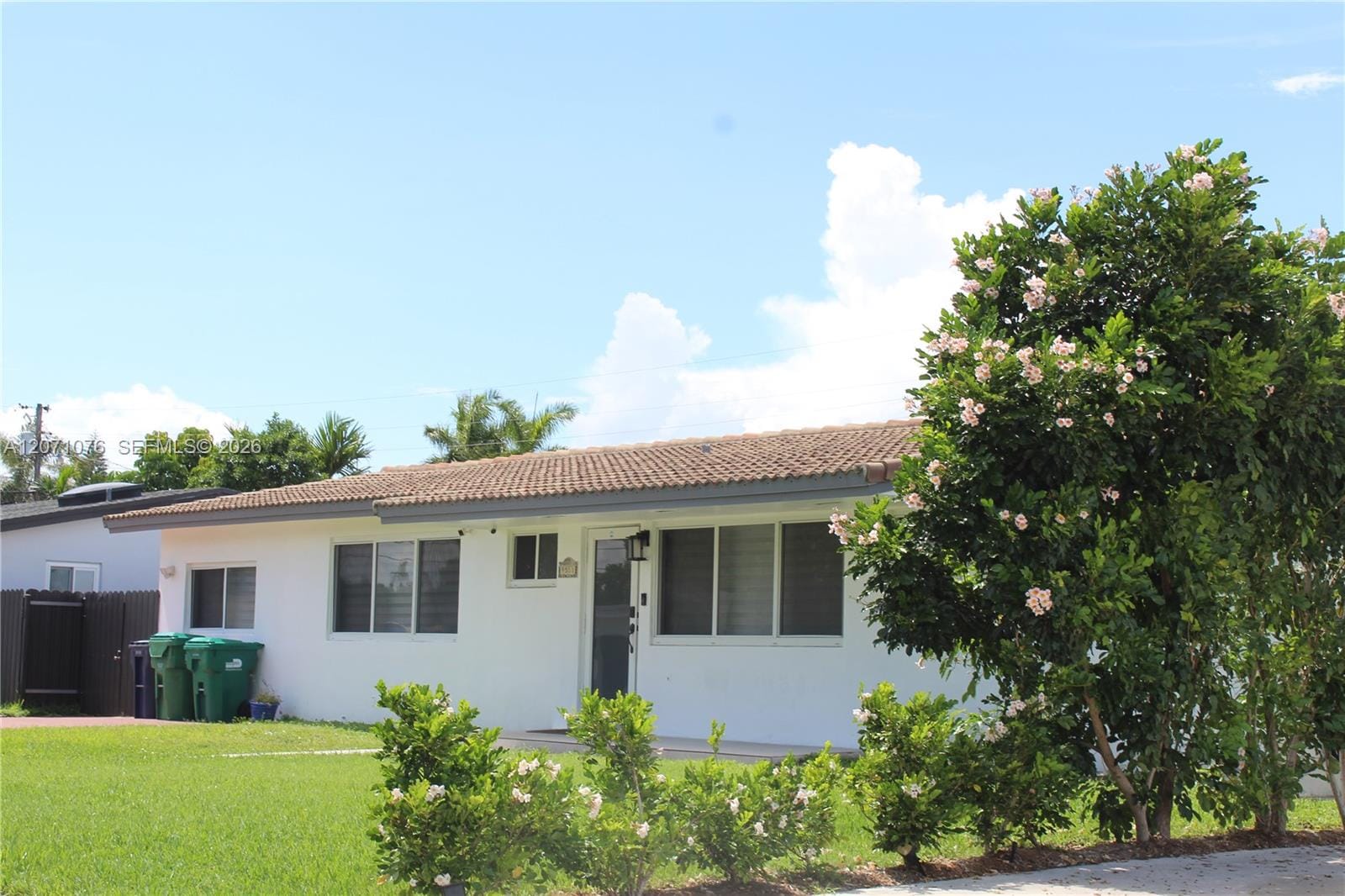 9551 SW 49th Street