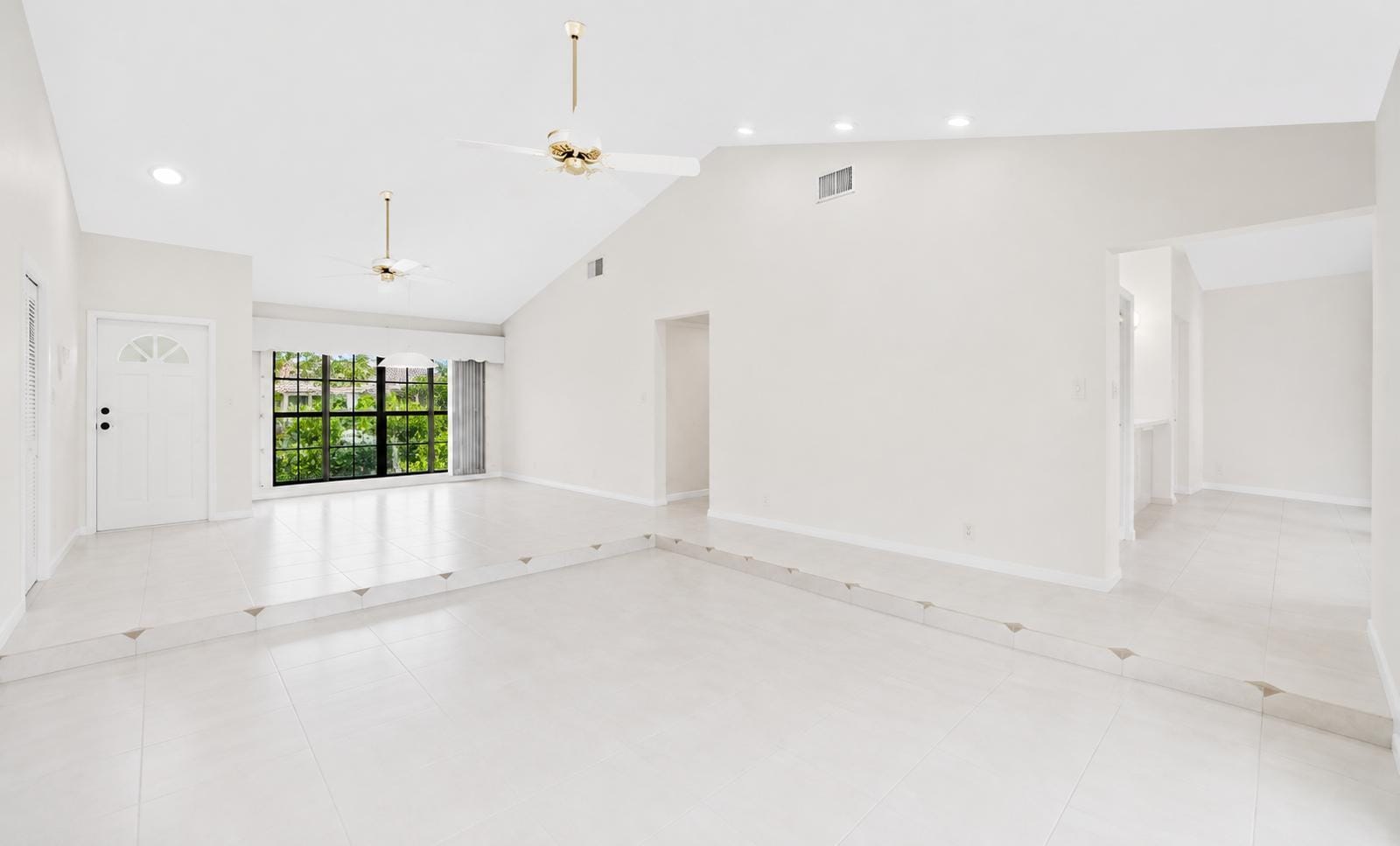 5055 NW 89TH Way — photo 3
