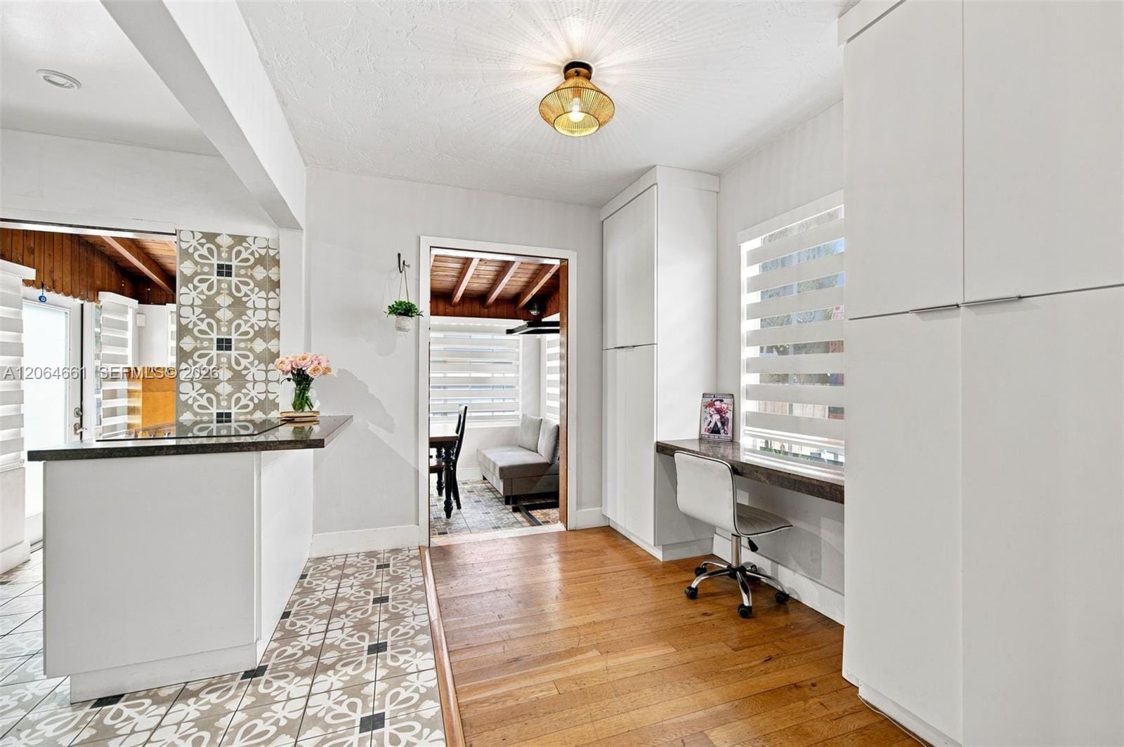 240 Carlisle Drive — photo 12