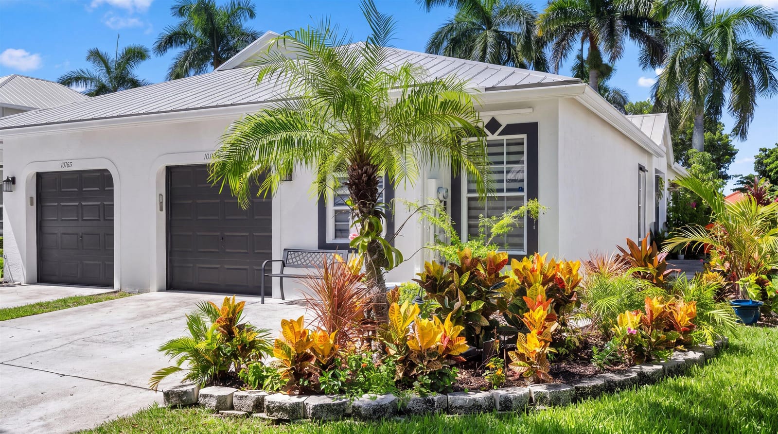 10761 PELICAN Drive — photo 1