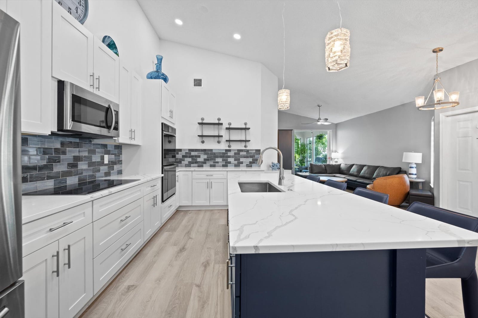 10761 PELICAN Drive — photo 7
