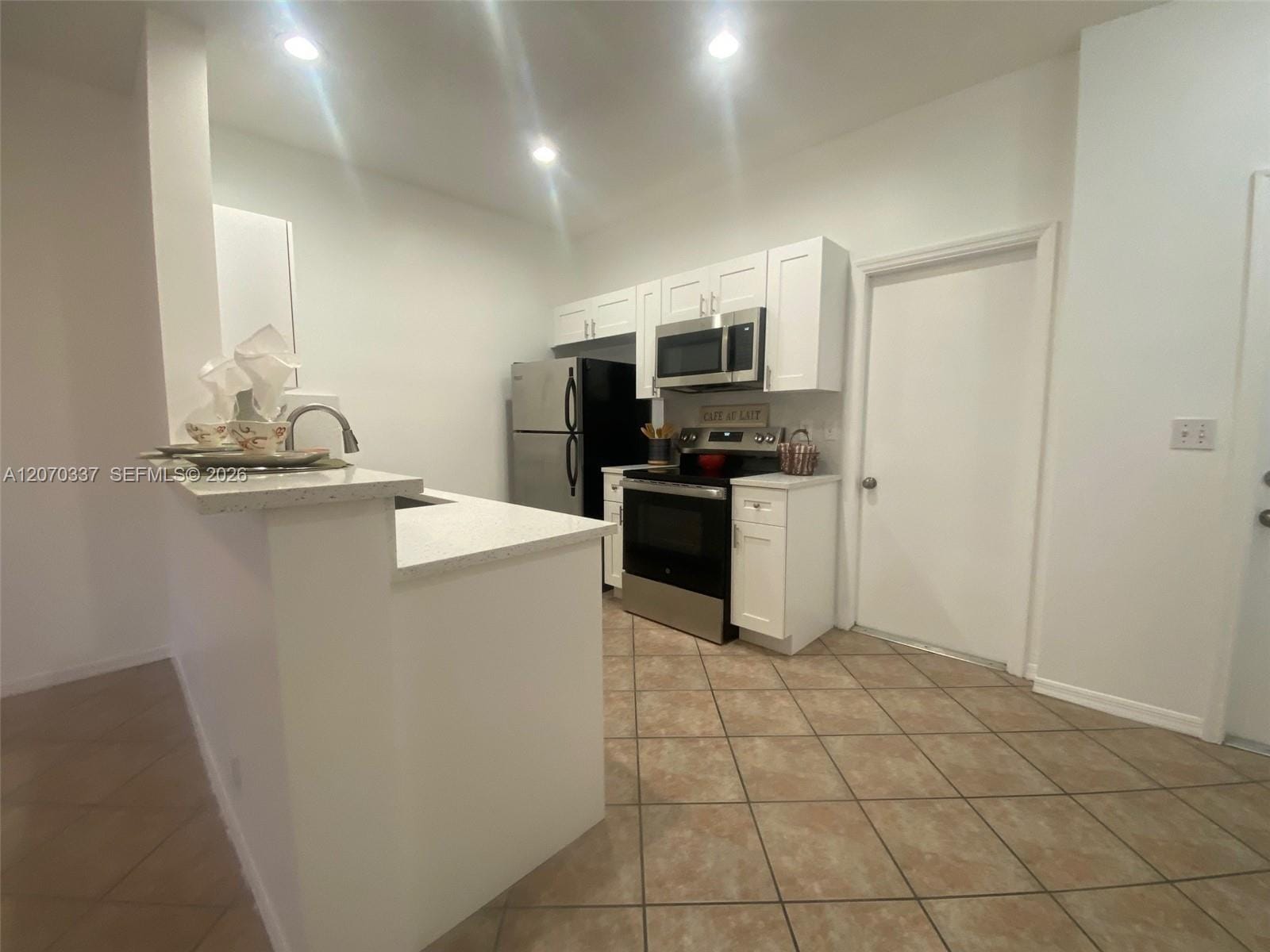 1809 Salerno Circle — photo 8