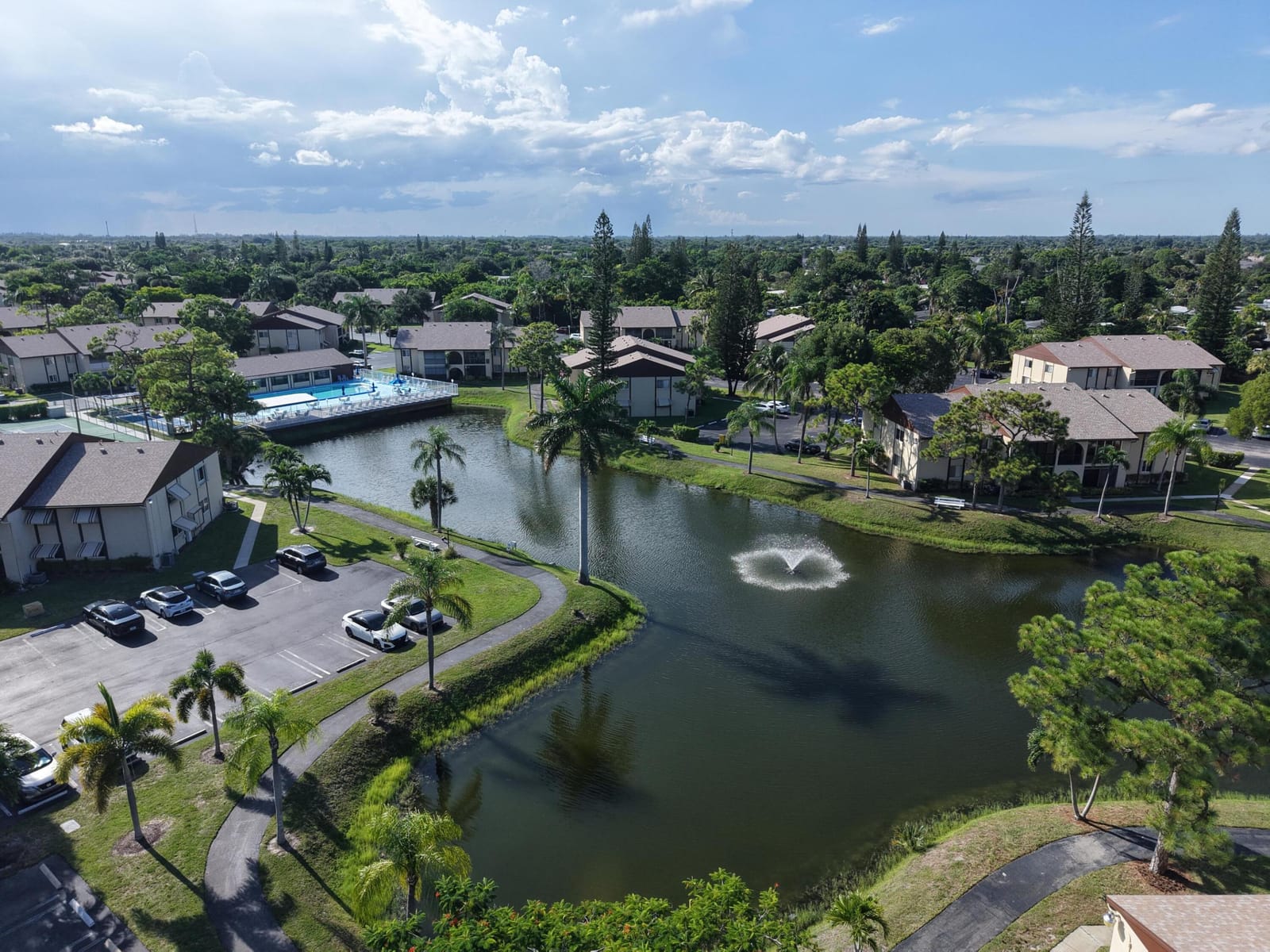 309 Pine Ridge Circle A-1, Greenacres, FL 33463 photo 2