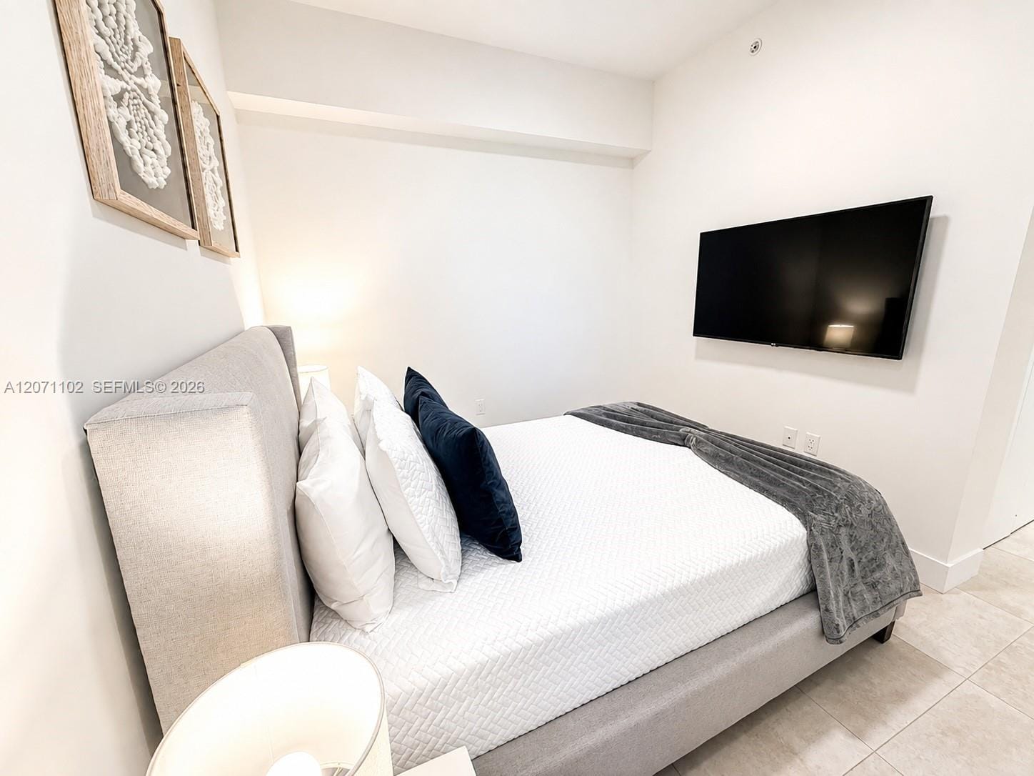 239 SW 9 Street 1504 — photo 8