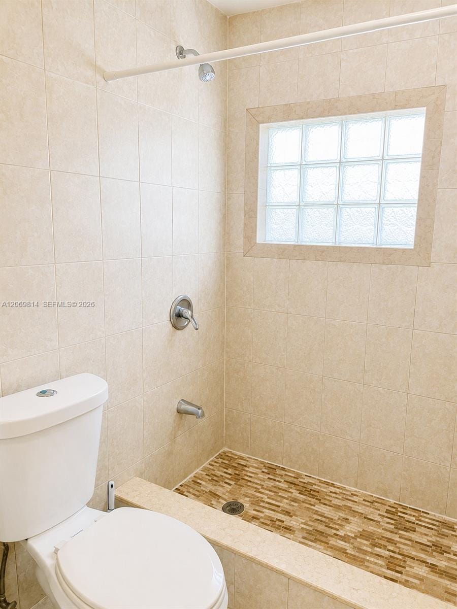 325 NE 108th Street — photo 10