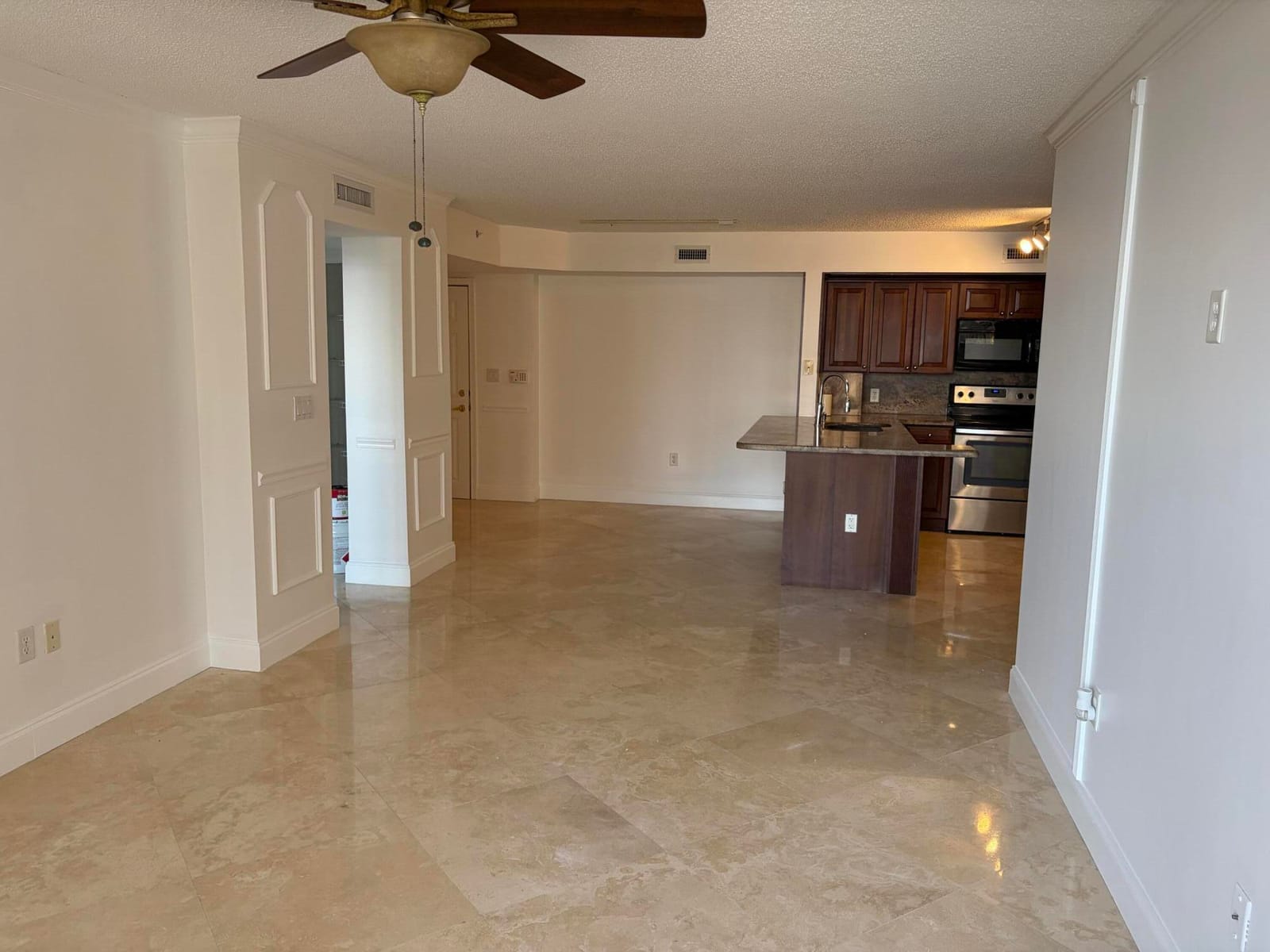 1801 N FLAGLER Drive 821 — photo 3