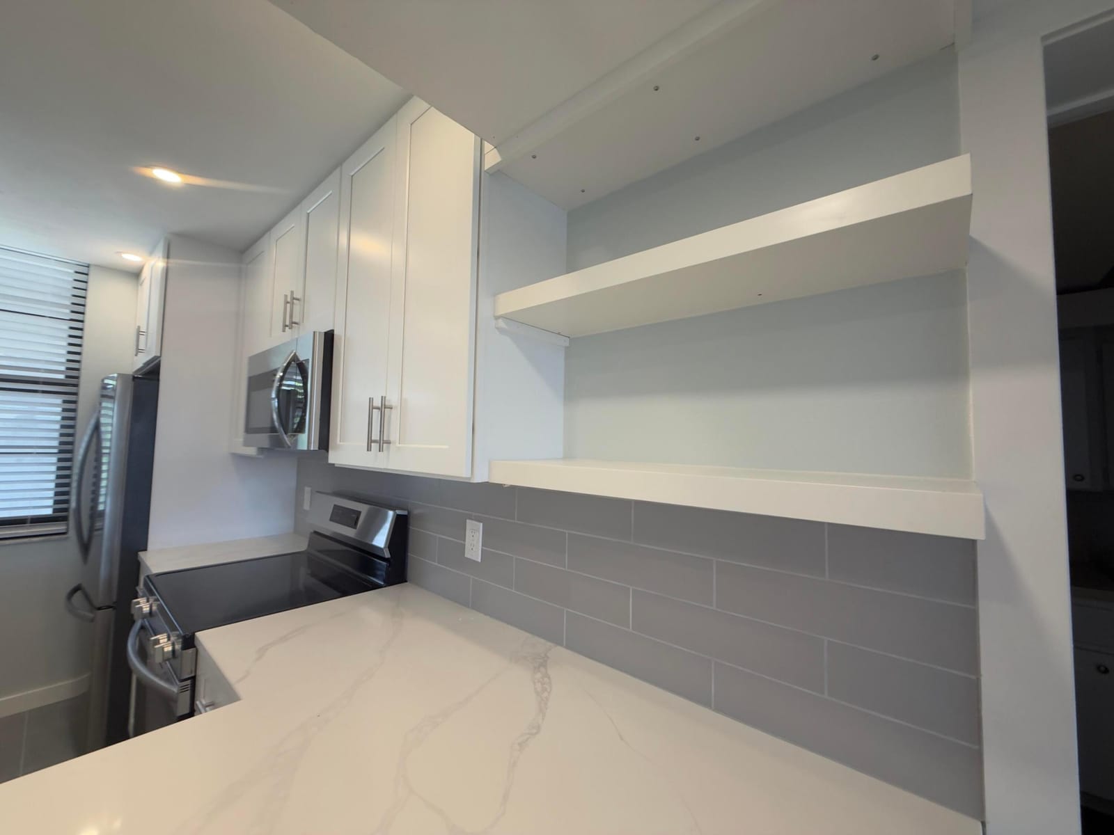 3710 WHITEHALL Drive 404 — photo 10