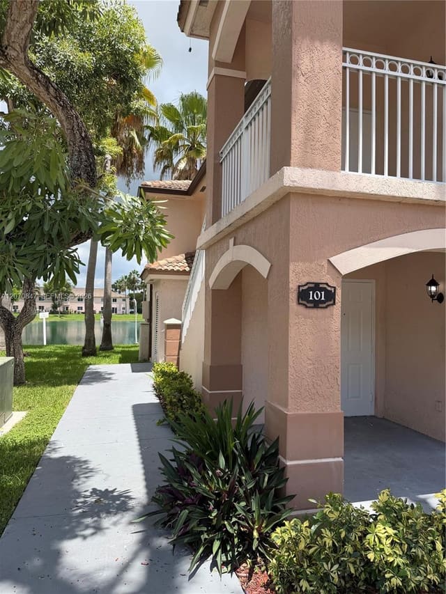 1261 SE 27th Street 101, Homestead, FL 33035