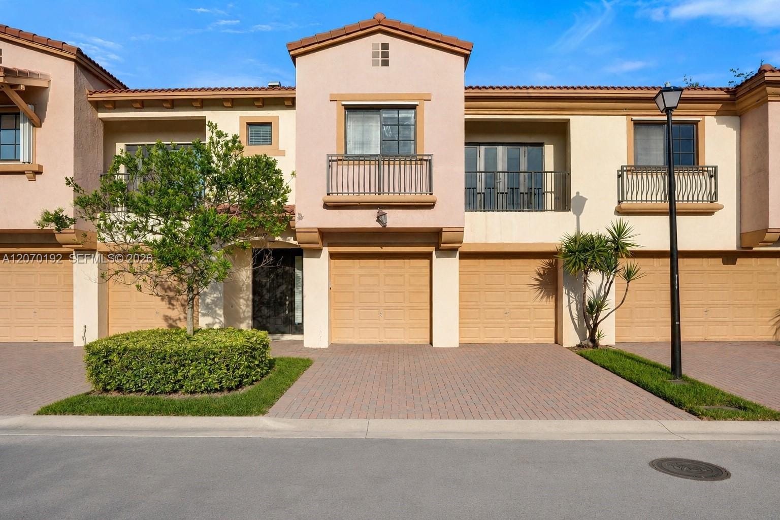 6079 Grand Cypress Circle W, Coconut Creek, FL 33073