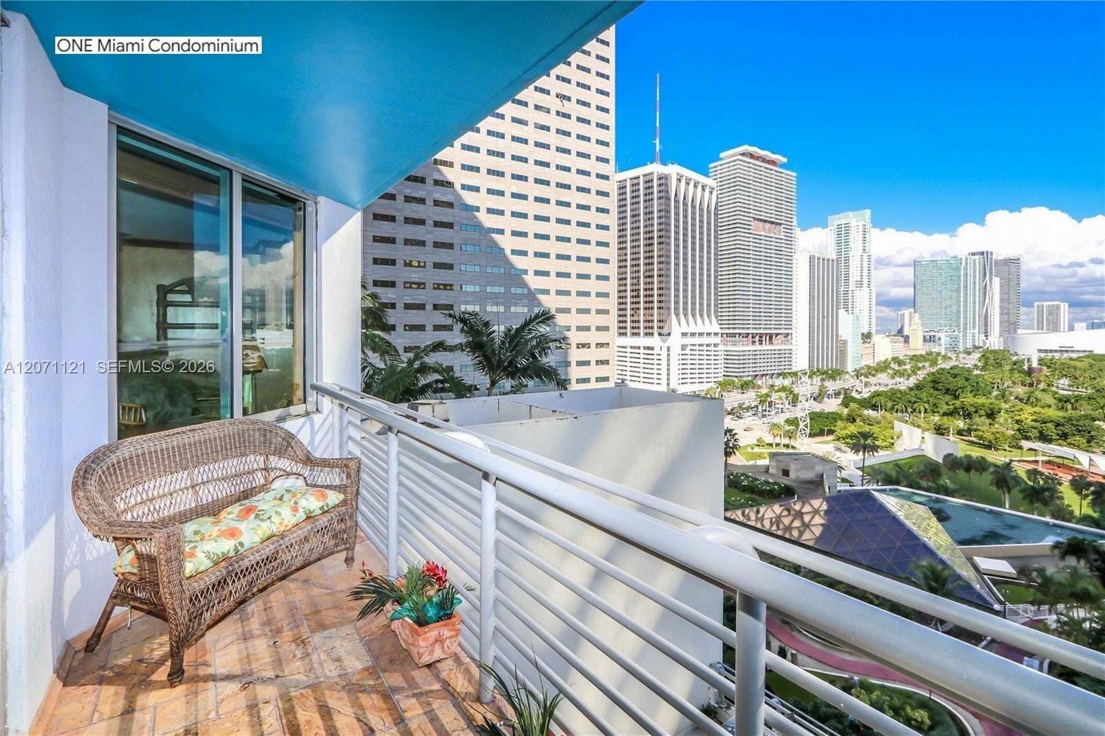 335 S Biscayne Boulevard 1500, Miami, FL 33131 photo 2