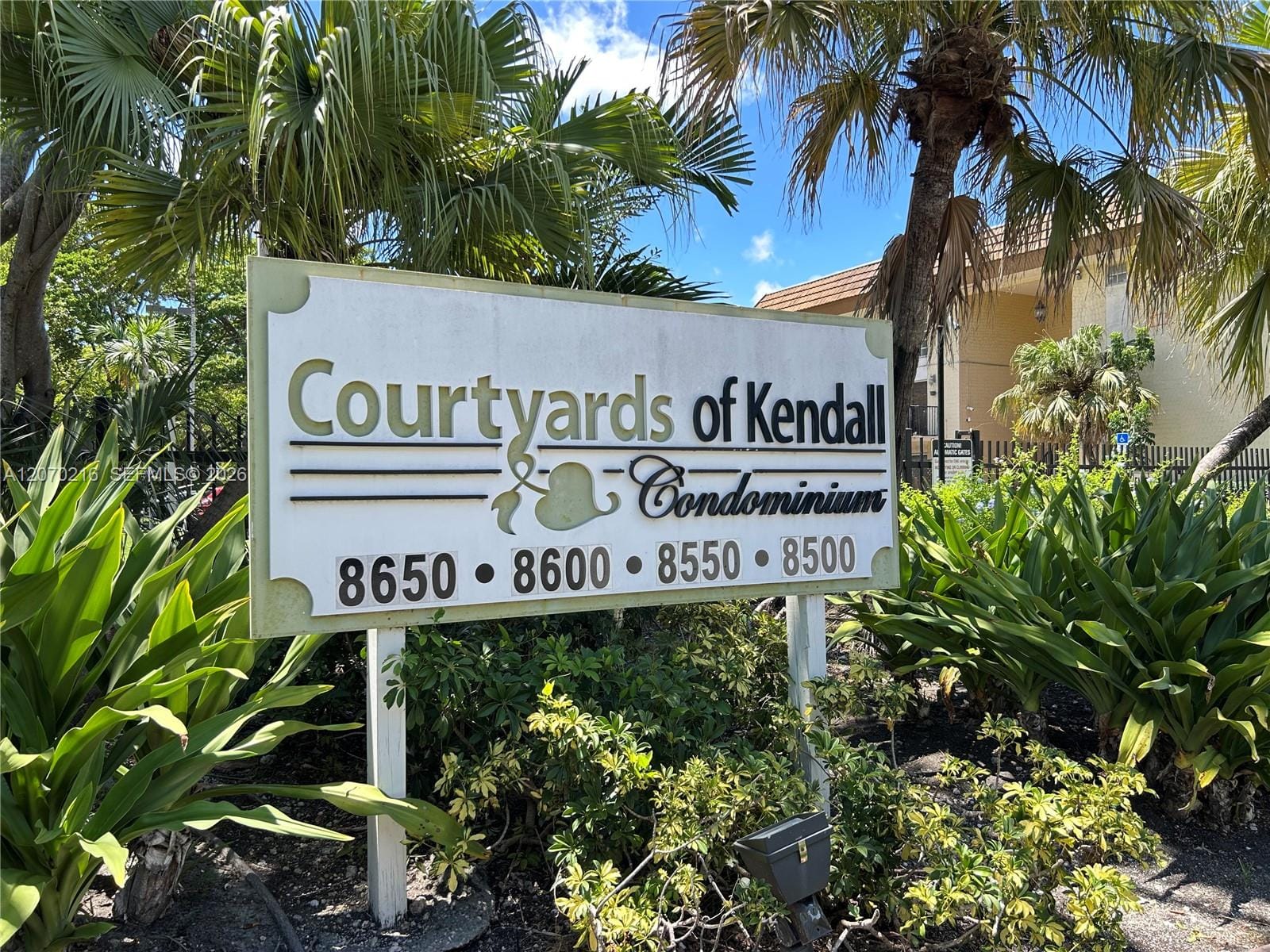 8500 SW 109th Avenue 6-220, Miami, FL 33173 photo 2