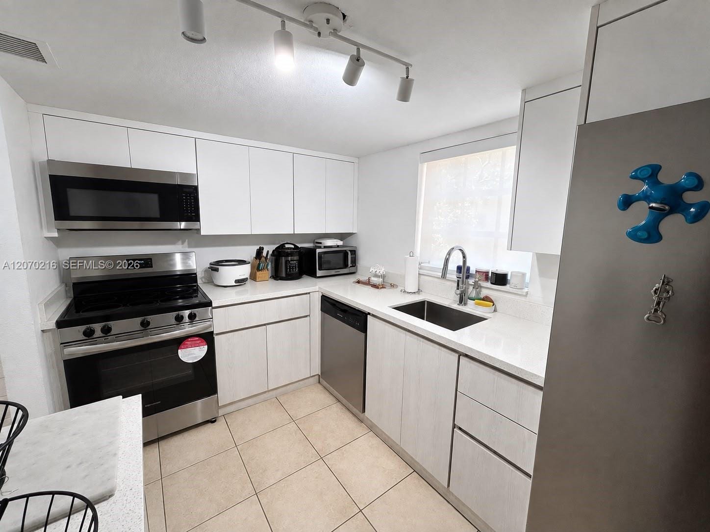 8500 SW 109th Avenue 6-220, Miami, FL 33173 photo 9