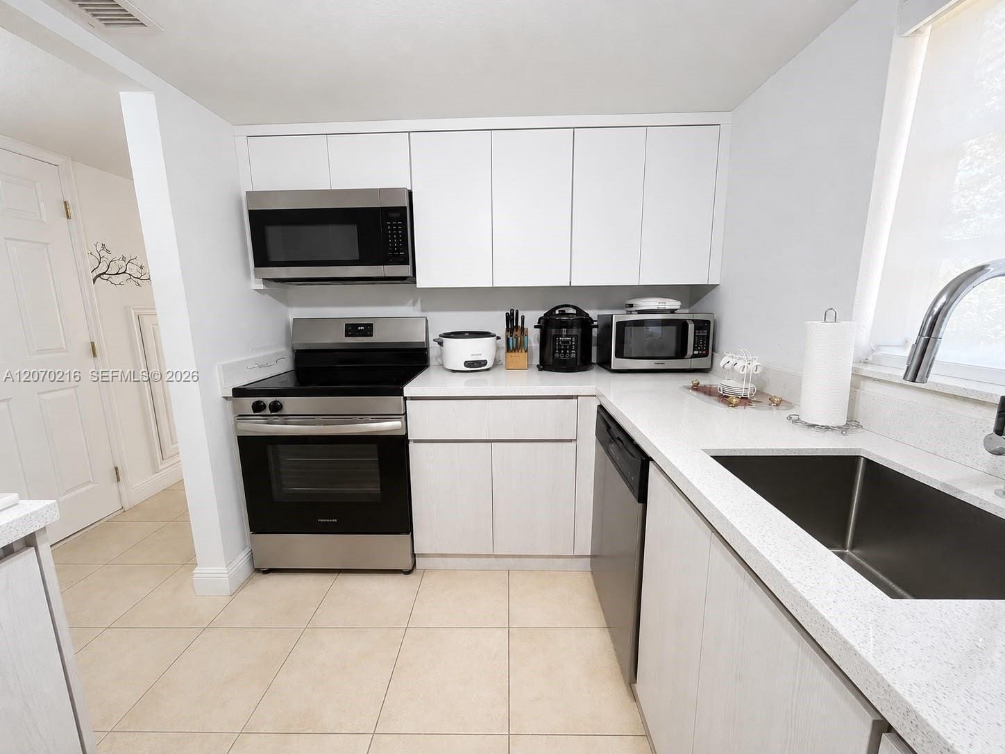 8500 SW 109th Avenue 6-220, Miami, FL 33173 photo 10