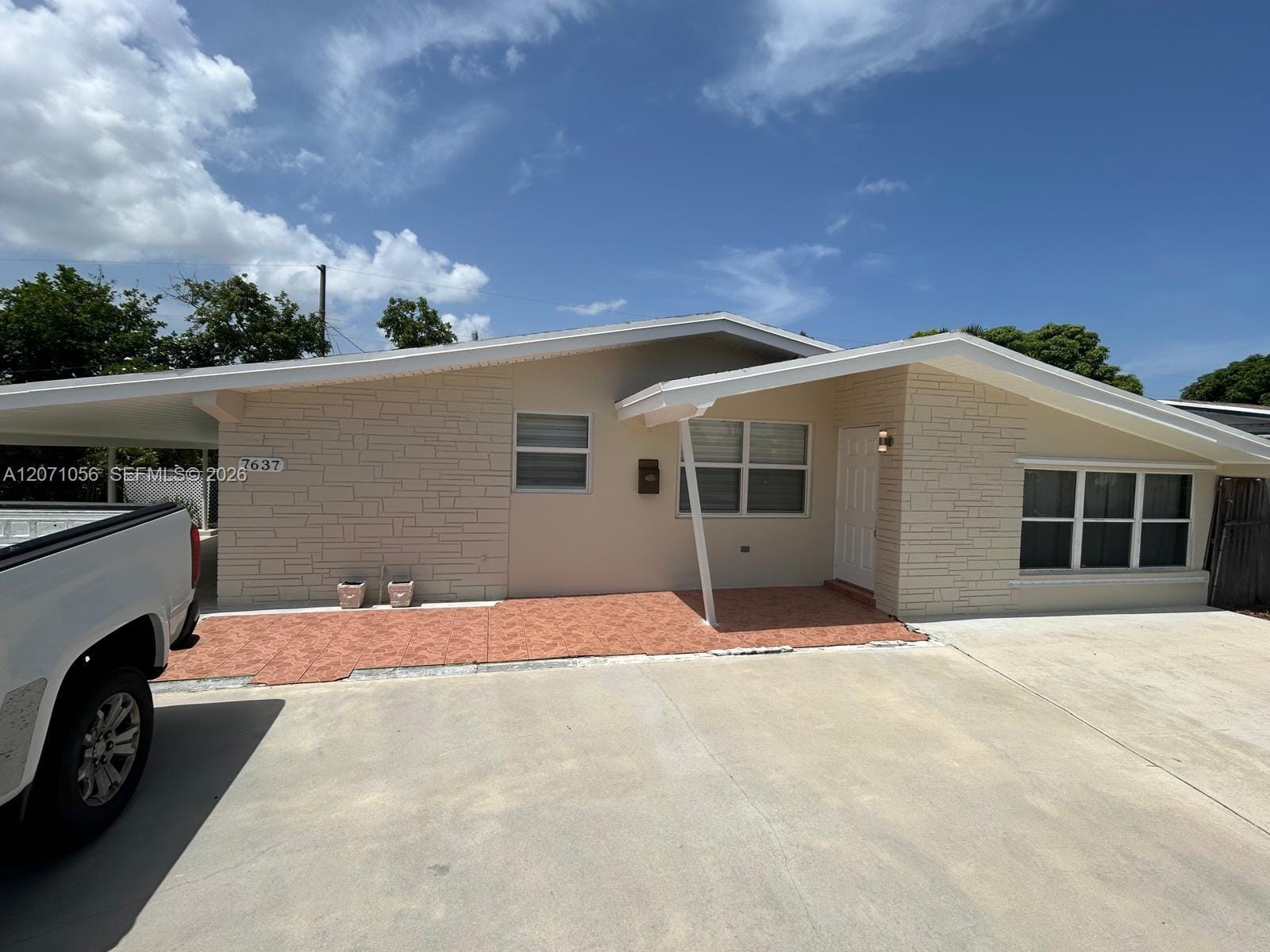 7637 Ramona Street, Miramar, FL 33023 photo 2