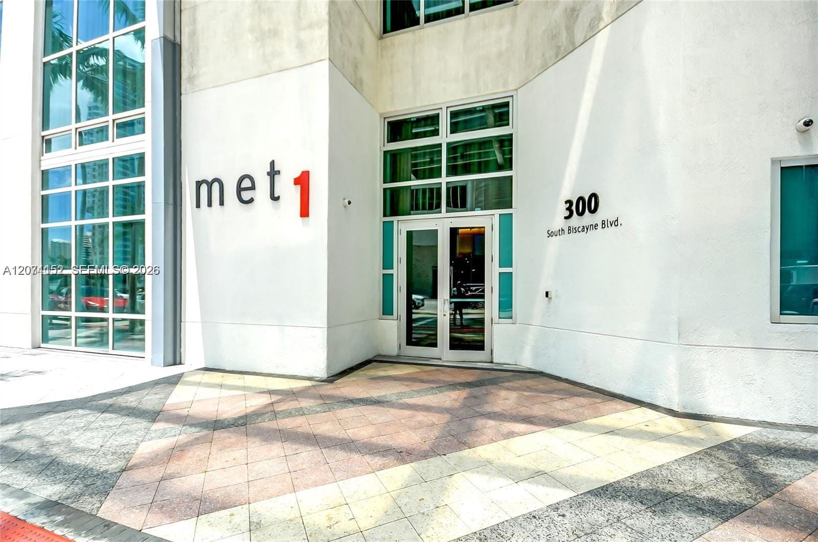 300 S Biscayne Boulevard T-3311, Miami, FL 33131