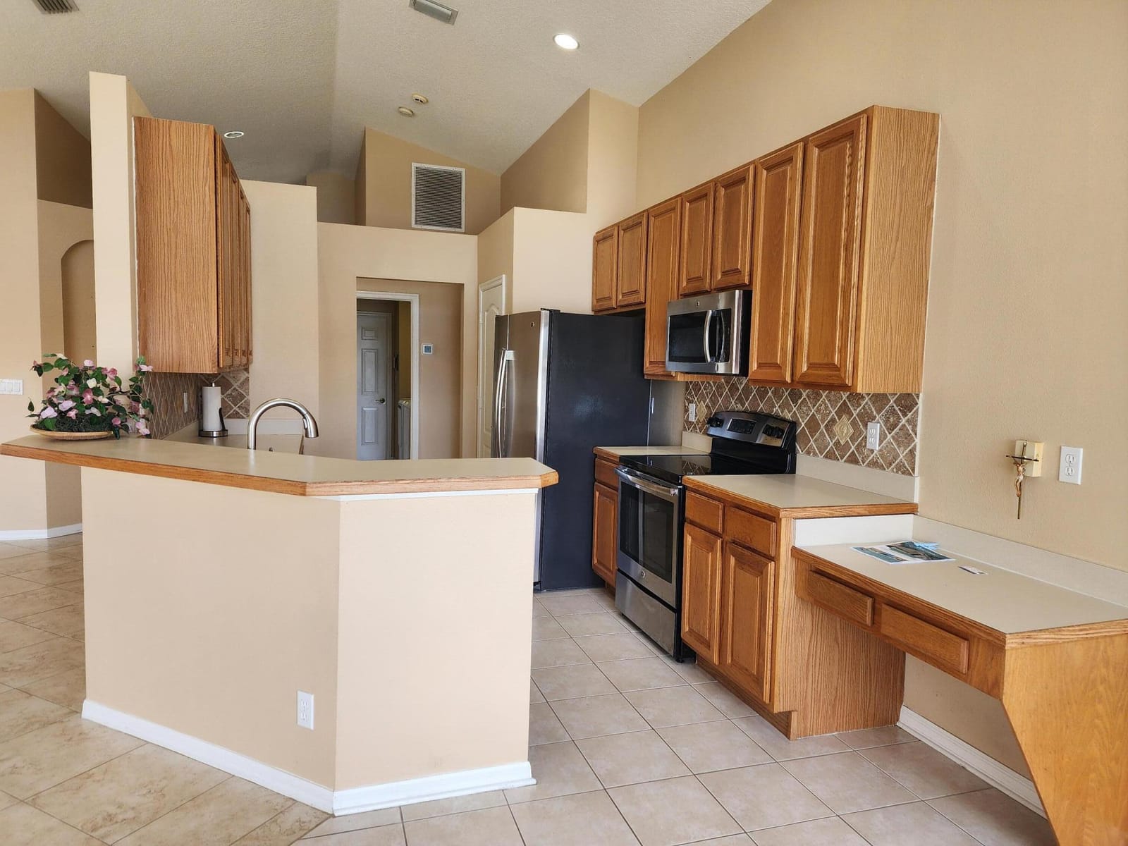 849 NW Waterlily Place — photo 4