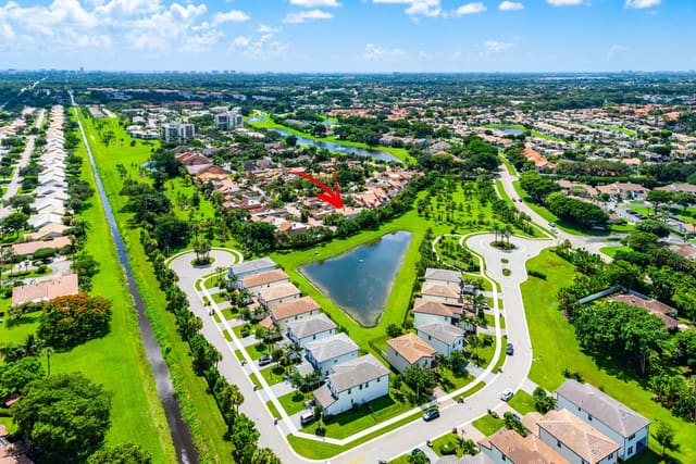6582 Patio Lane, under contract in Patios Del Mar, Boca Raton, FL