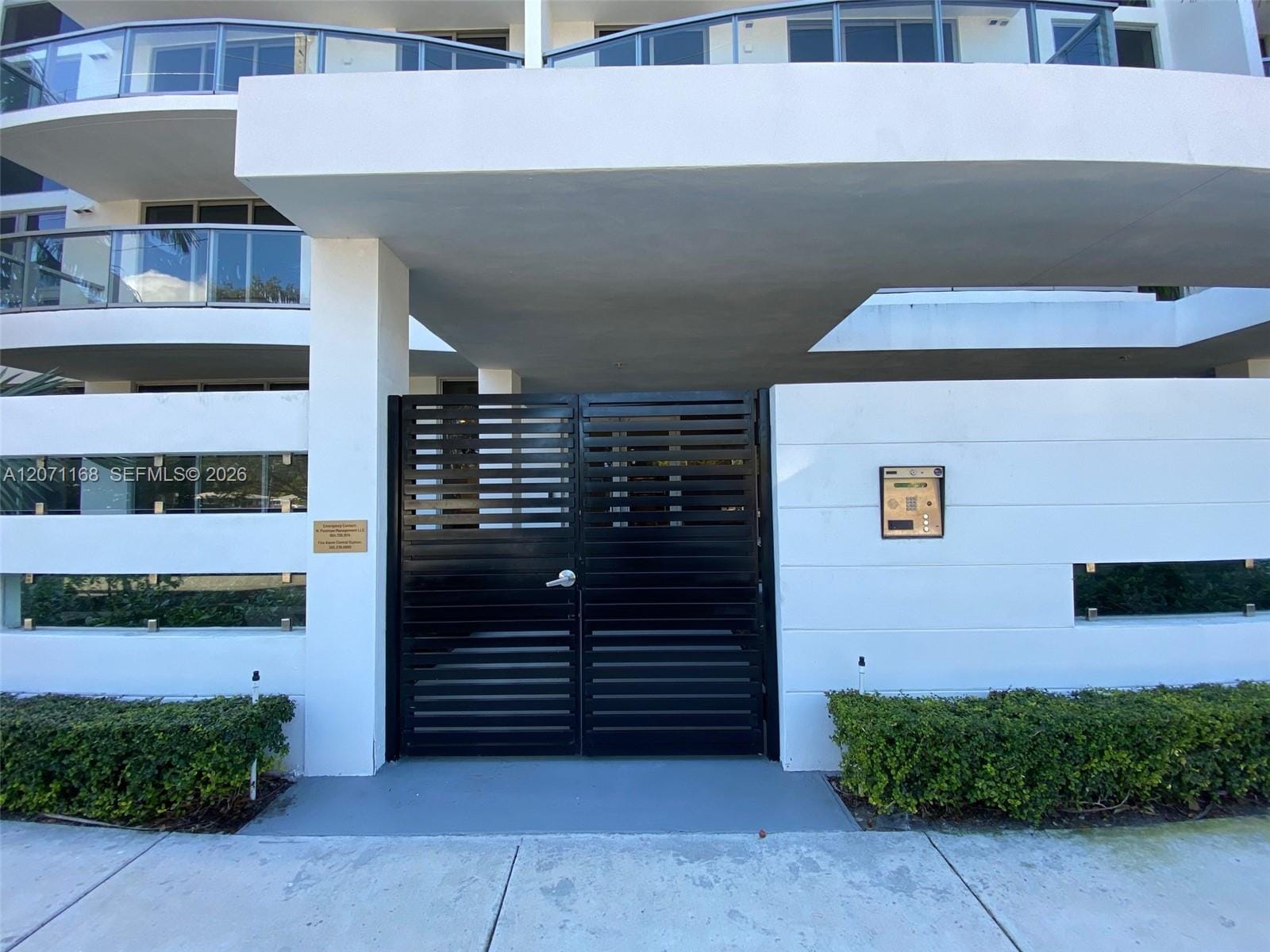 13800 Highland Drive PH3, North Miami Beach, FL 33181 photo 21