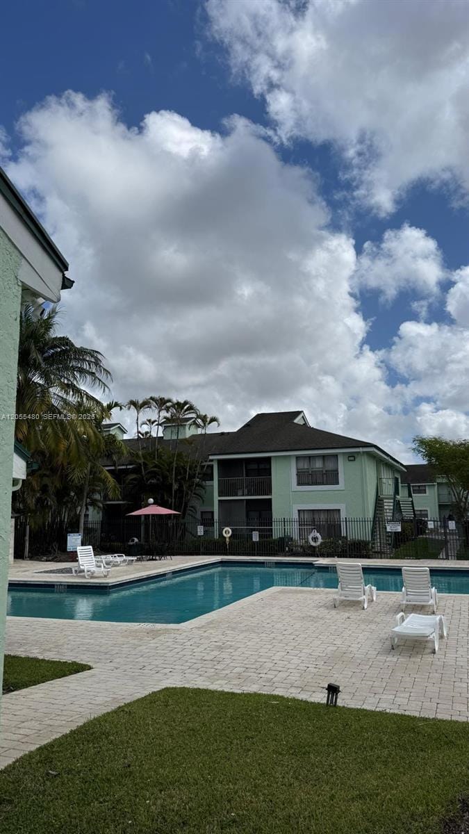 4098 N Pine Island Road 100, Sunrise, FL 33351