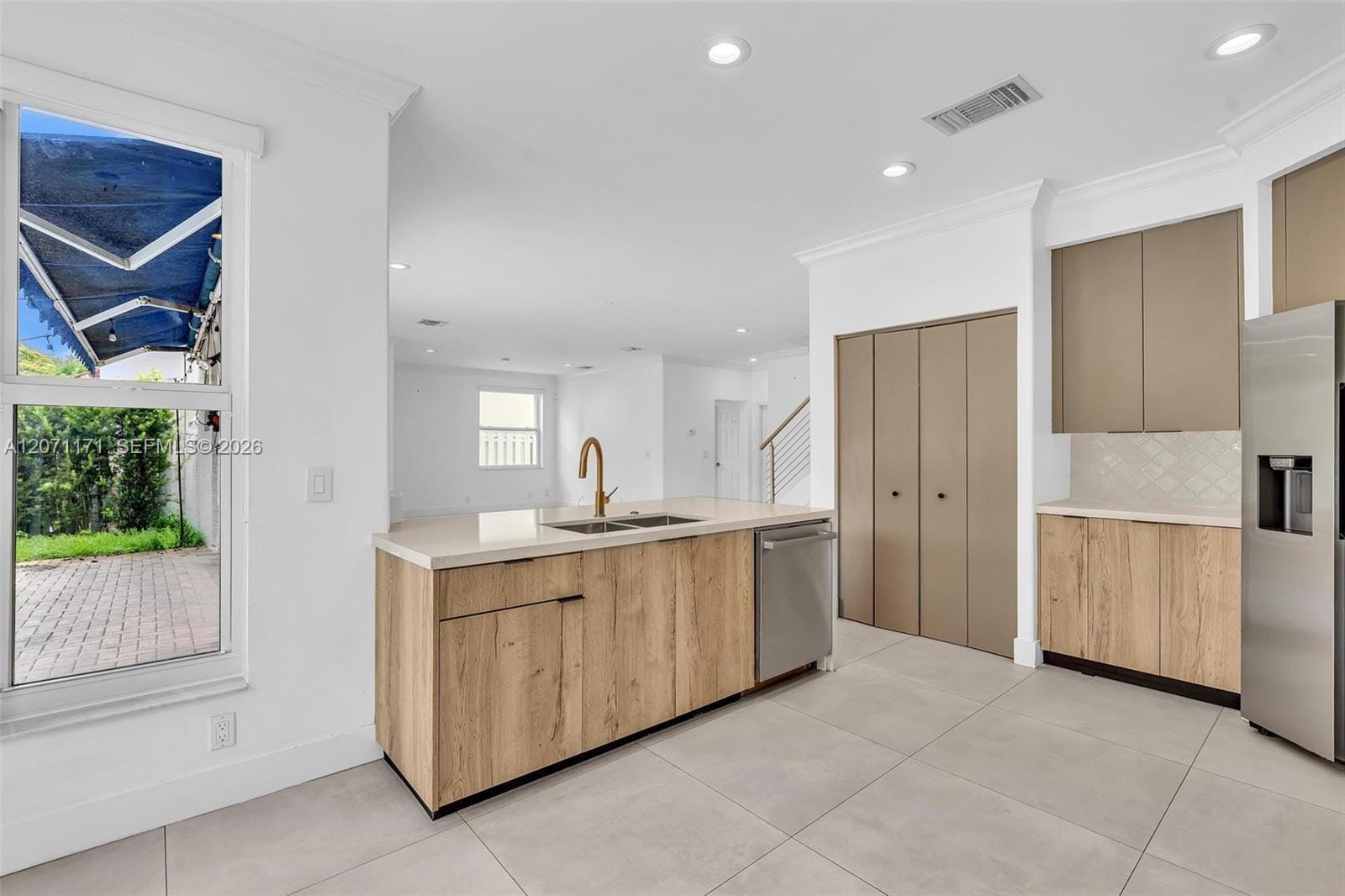 3433 SW 52nd Court 3433 — photo 10